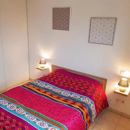 Confort ! Calme, Climatisation, Vue Degagee, ,parking Gratuit, Ascenseur, Wifi Apartment
