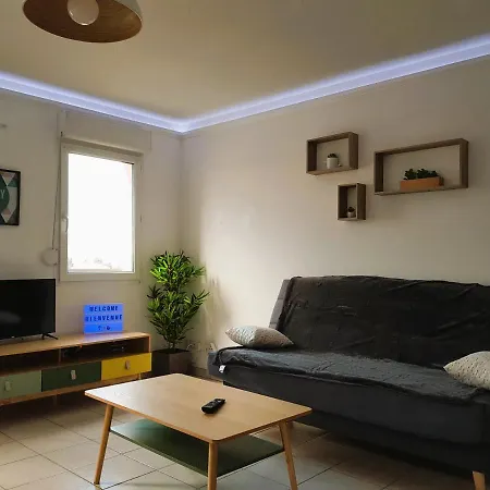 Apartment Tout Confort ! Calme, Climatisation, Vue Degagee, ,parking Gratuit, Ascenseur, Wifi *