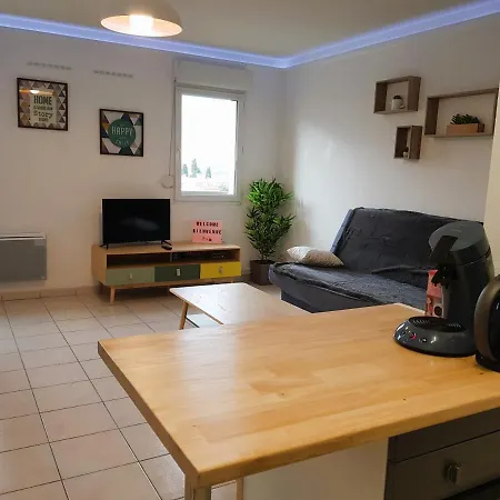 Confort ! Calme, Climatisation, Vue Degagee, ,parking Gratuit, Ascenseur, Wifi Apartment *